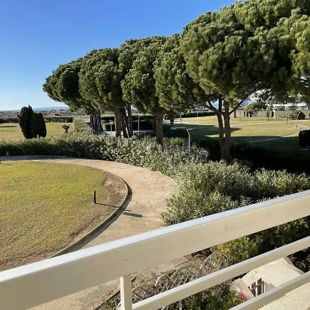Apartment 4 Couchages Avec Terrasse Et Parking Prive, Acces Direct - Port Camargue - Fr-1-250-245 Le Grau-du-Roi