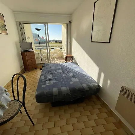 4 Couchages Avec Terrasse Et Parking Prive, Acces Direct - Port Camargue - Fr-1-250-245 *