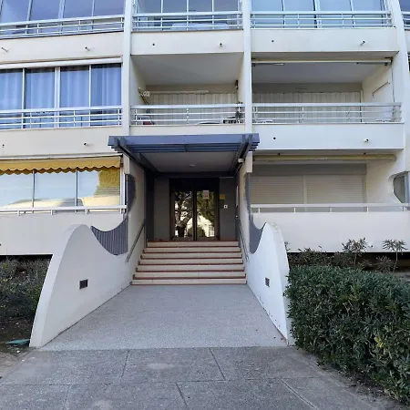Apartment 4 Couchages Avec Terrasse Et Parking Prive, Acces Direct - Port Camargue - Fr-1-250-245 *