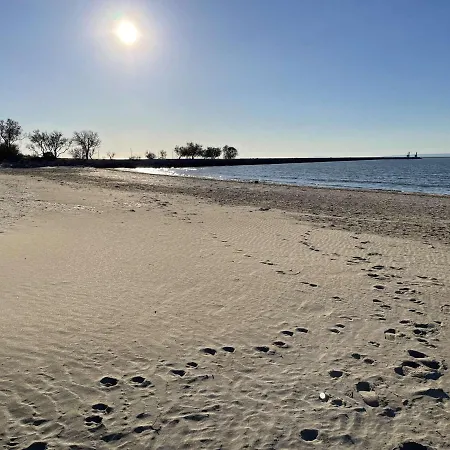 4 Couchages Avec Terrasse Et Parking Prive, Acces Direct - Port Camargue - Fr-1-250-245 Apartment Le Grau-du-Roi